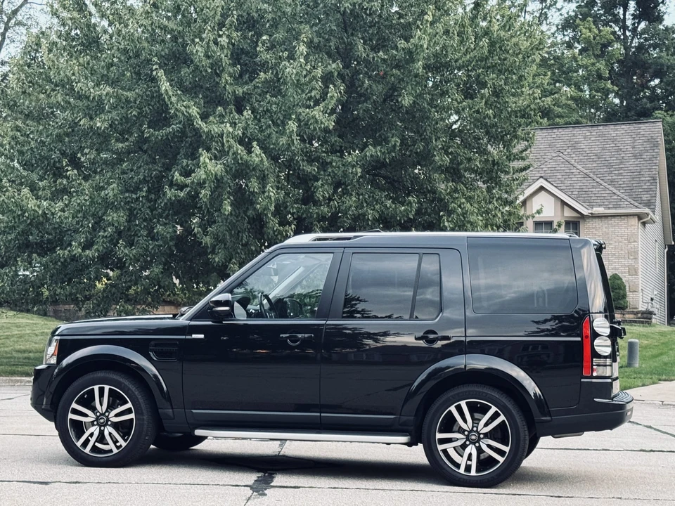 2016 Land Rover Discovery 4th Gen - Image 11 of 31
