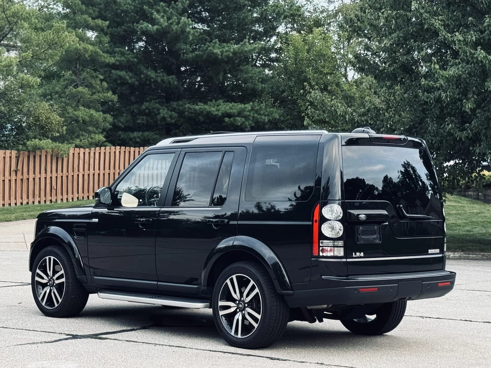 2016 Land Rover Discovery 4th Gen - Image 14 of 31