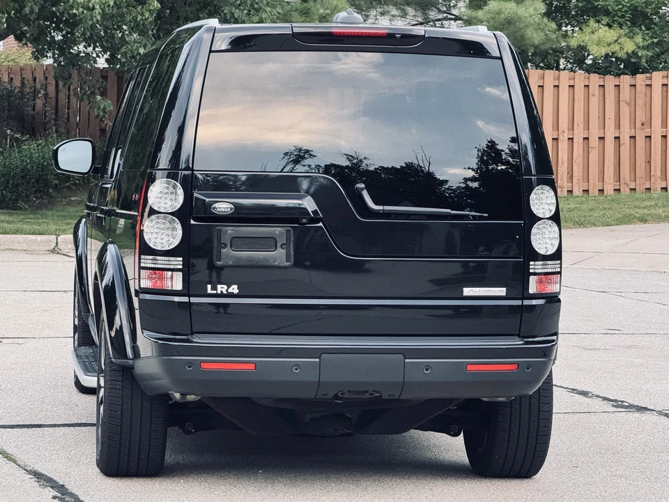 2016 Land Rover Discovery 4th Gen - Image 17 of 31