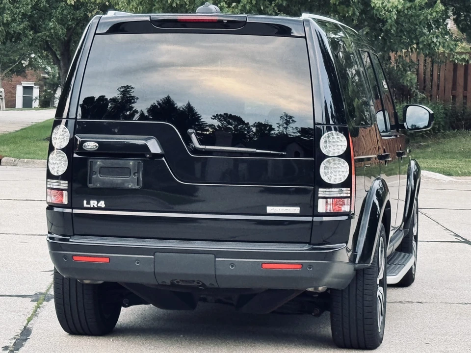 2016 Land Rover Discovery 4th Gen - Image 19 of 31
