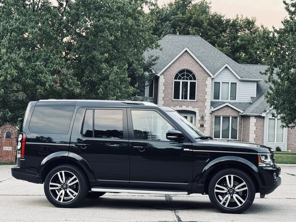 2016 Land Rover Discovery 4th Gen - Image 27 of 31