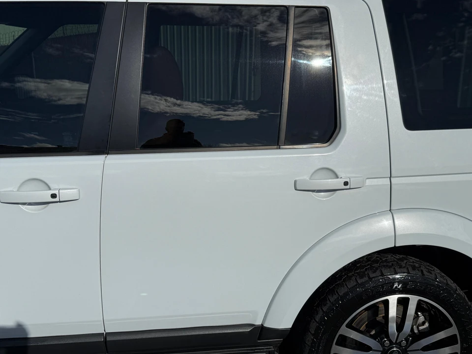 2016 Land Rover Discovery 4th Gen - Image 22 of 31