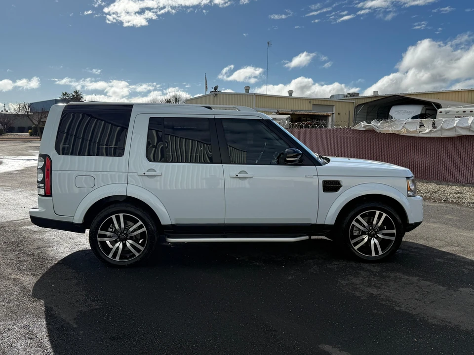 2016 Land Rover Discovery 4th Gen - Image 8 of 31