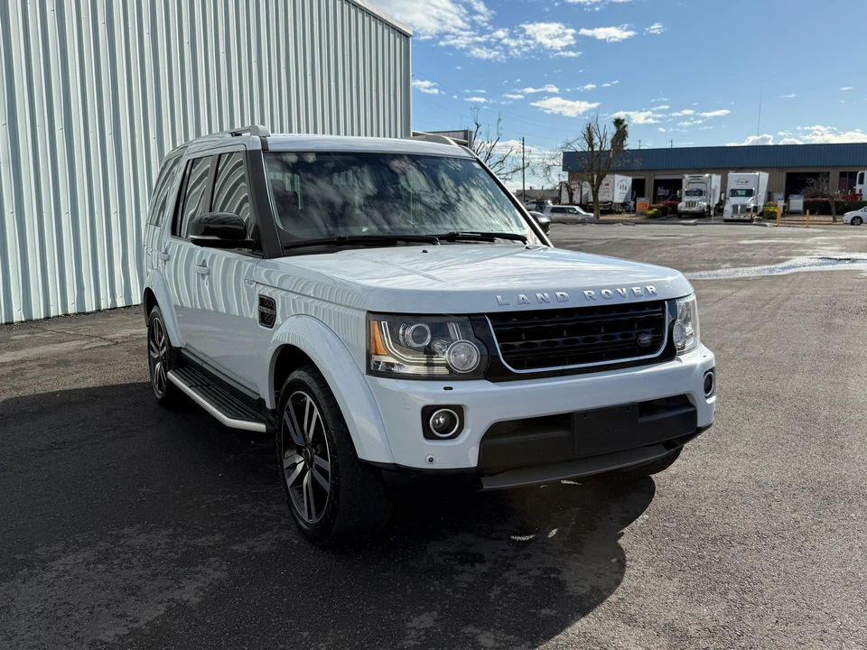 2016 Land Rover Discovery 4th Gen - Image 9 of 31