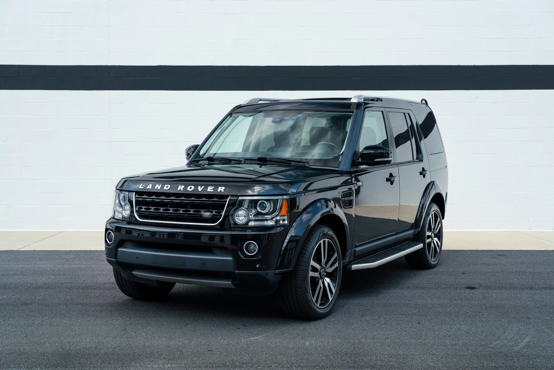 2016 Land Rover Discovery 4th Gen - Image 3 of 31