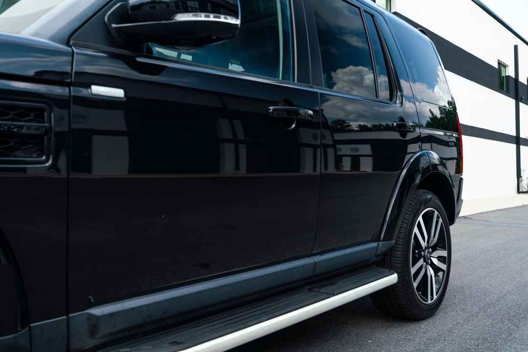 2016 Land Rover Discovery 4th Gen - Image 29 of 31