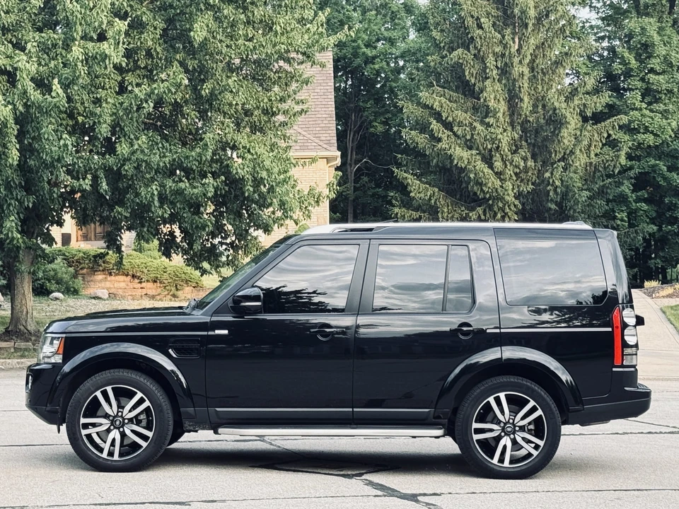 2016 Land Rover Discovery 4th Gen - Image 11 of 31