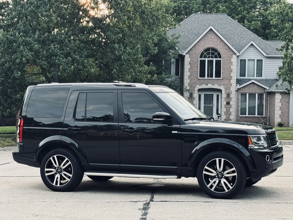 2016 Land Rover Discovery 4th Gen - Image 31 of 31