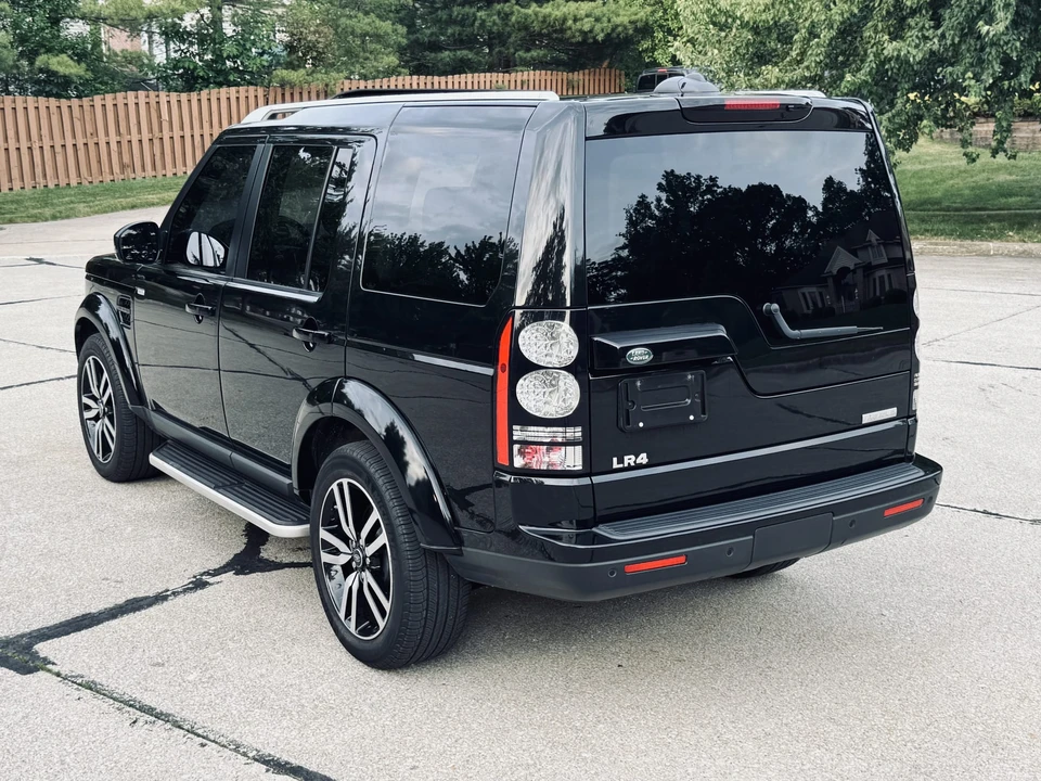 2016 Land Rover Discovery 4th Gen - Image 16 of 31