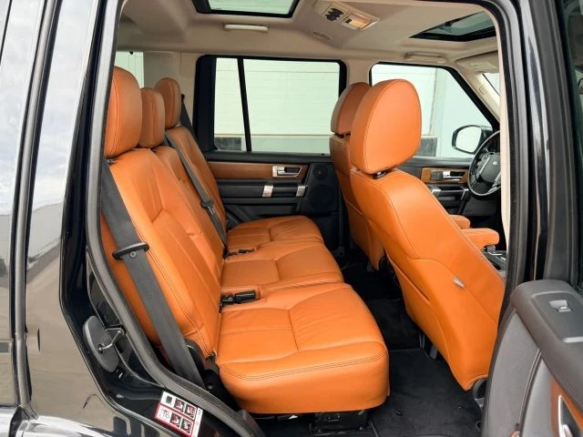 2016 Land Rover Discovery 4th Gen - Image 15 of 21
