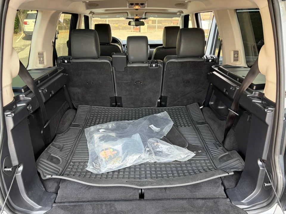 2016 Land Rover Discovery 4th Gen - Image 11 of 23