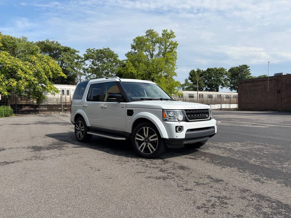 2016 Land Rover Discovery 4th Gen - Image 6 of 23