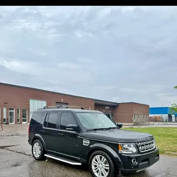 2016 Land Rover LR4 HSE Luxury