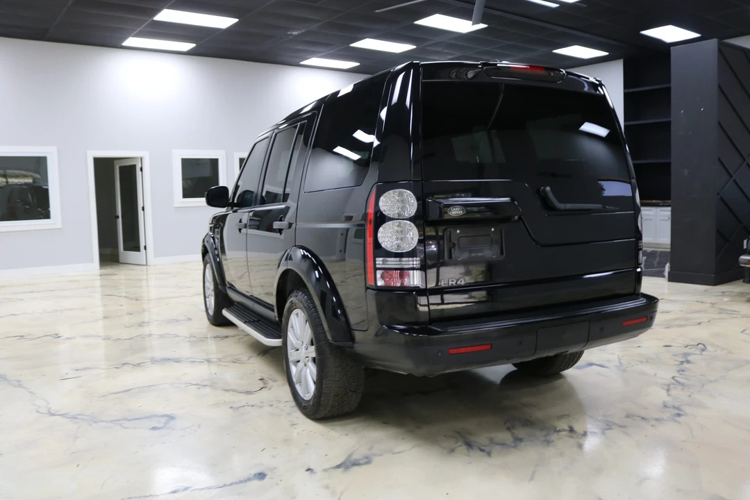 2016 Land Rover Discovery 4th Gen - Image 9 of 21