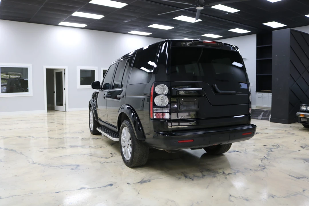 2016 Land Rover Discovery 4th Gen - Image 8 of 21