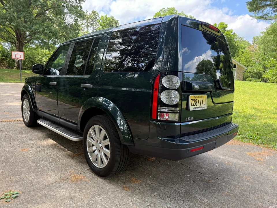 2016 Land Rover Discovery 4th Gen - Image 13 of 31