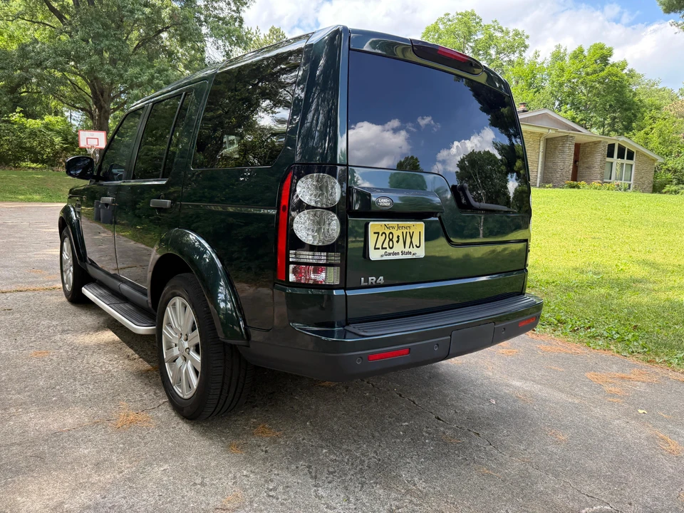 2016 Land Rover Discovery 4th Gen - Image 15 of 31