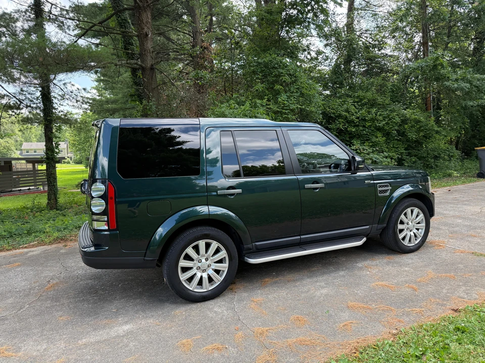 2016 Land Rover Discovery 4th Gen - Image 25 of 31
