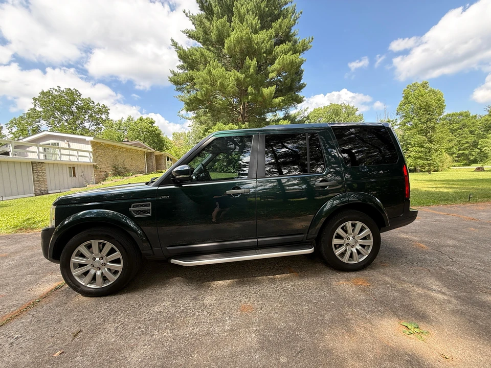 2016 Land Rover Discovery 4th Gen - Image 9 of 31