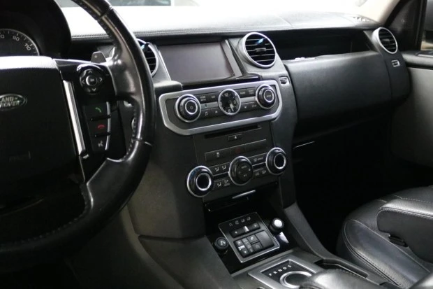 2016 Land Rover Discovery 4th Gen - Image 5 of 7