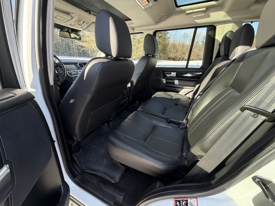 2016 Land Rover Discovery 4th Gen - Image 13 of 17
