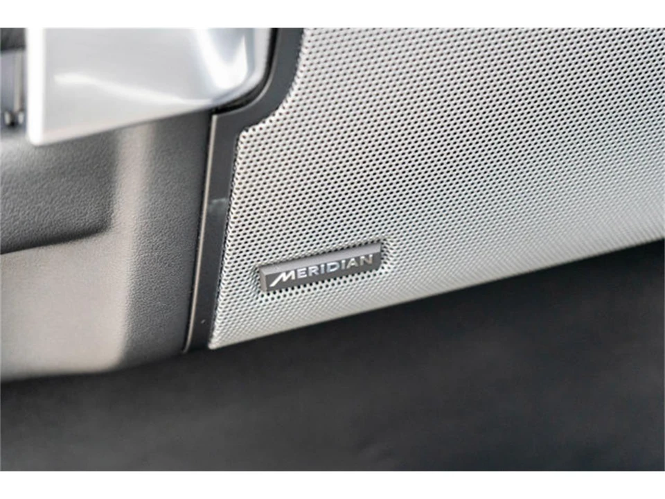 2016 Land Rover Discovery 4th Gen - Image 12 of 12