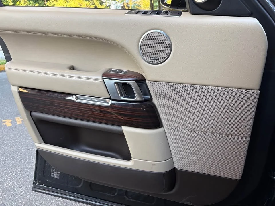 2016 Land Rover Range Rover L405 - Image 18 of 20