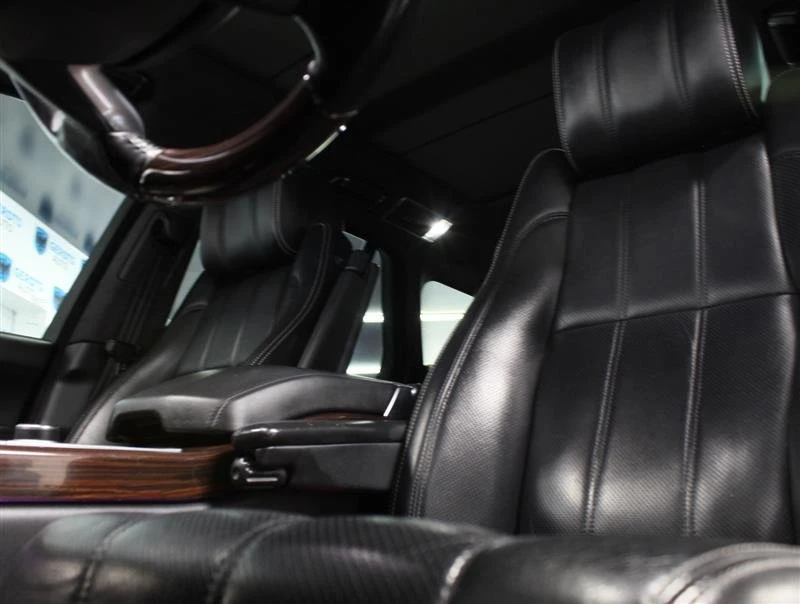 2016 Land Rover Range Rover L405 - Image 9 of 20