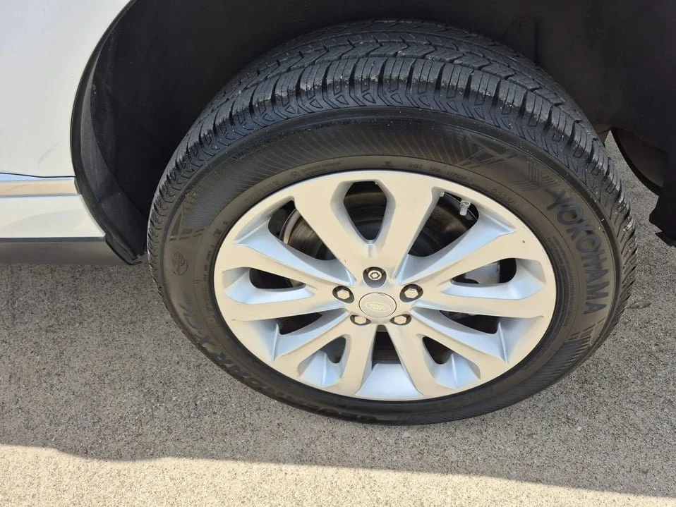 2016 Land Rover Range Rover L405 - Image 6 of 20