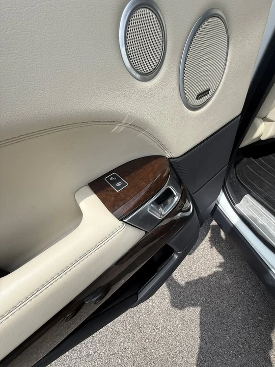 2016 Land Rover Range Rover L405 - Image 16 of 18