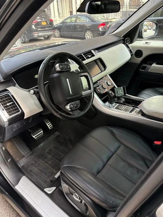 2016 Land Rover Range Rover L405 - Image 4 of 11