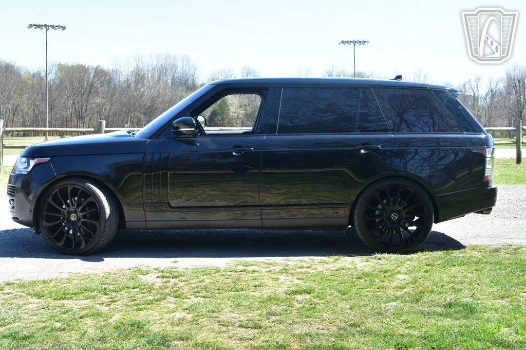 2016 Land Rover Range Rover L405 - Image 11 of 12