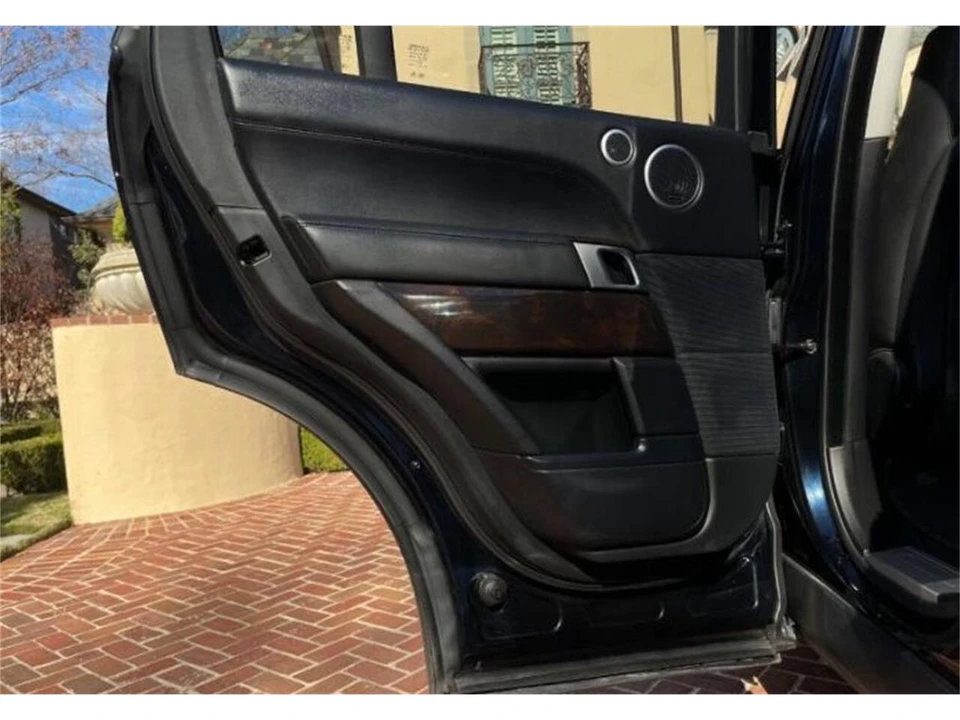 2016 Land Rover Range Rover L405 - Image 13 of 30