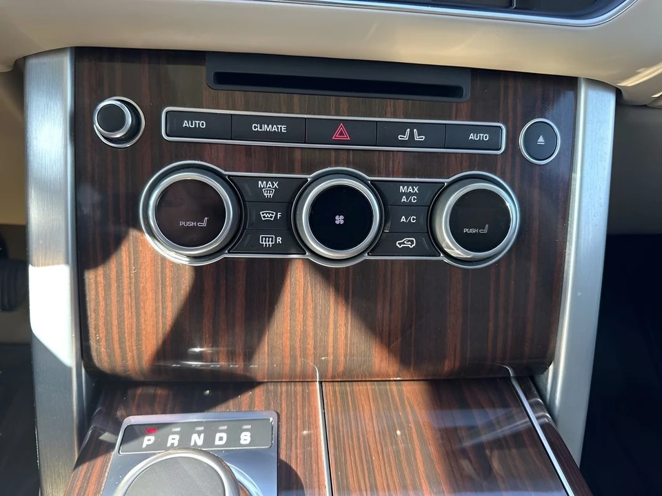 2016 Land Rover Range Rover L405 - Image 18 of 21