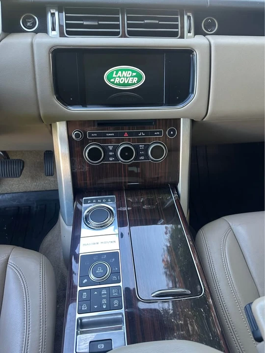 2016 Land Rover Range Rover L405 - Image 19 of 20