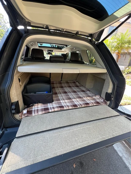 2016 Land Rover Range Rover L405 - Image 6 of 9
