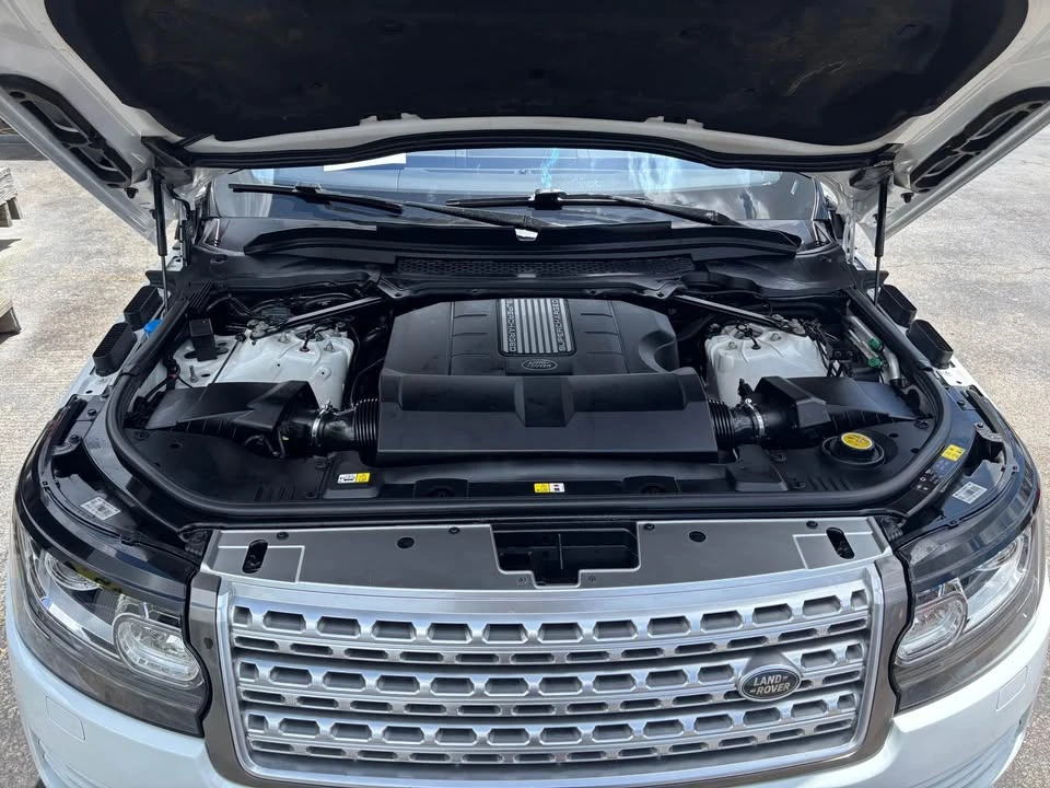2016 Land Rover Range Rover L405 - Image 12 of 13