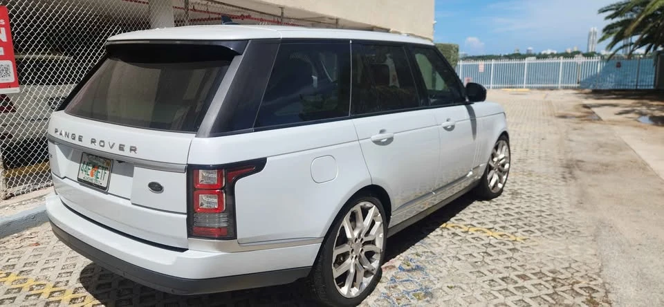 2016 Land Rover Range Rover L405 - Image 4 of 18