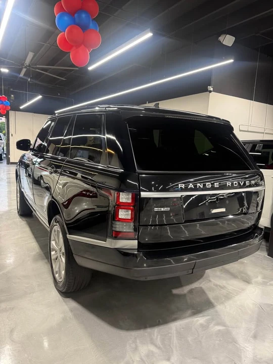 2016 Land Rover Range Rover L405 - Image 9 of 11