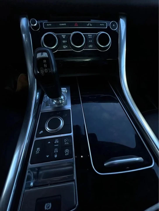 2016 Land Rover Range Rover L405 - Image 9 of 9