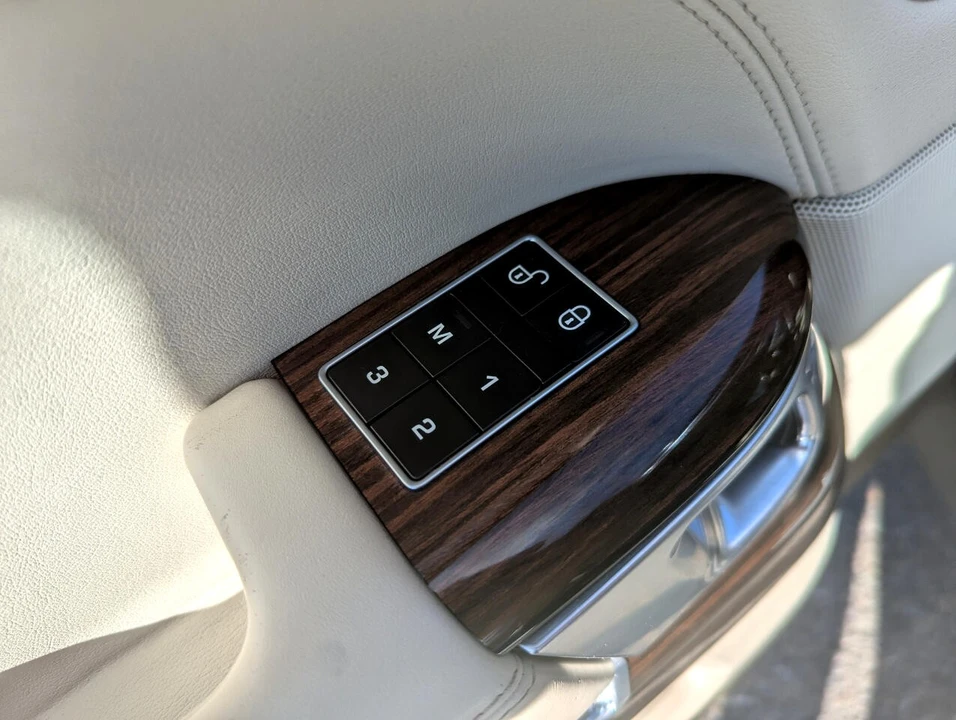 2016 Land Rover Range Rover L405 - Image 13 of 21