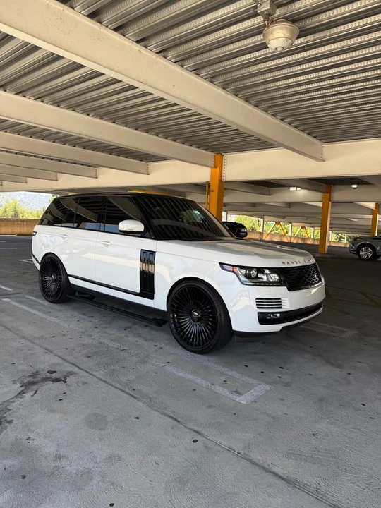 2016 Land Rover Range Rover L405 - Image 8 of 12