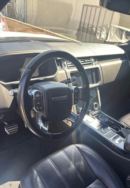 2016 Land Rover Range Rover L405 - Image 11 of 12