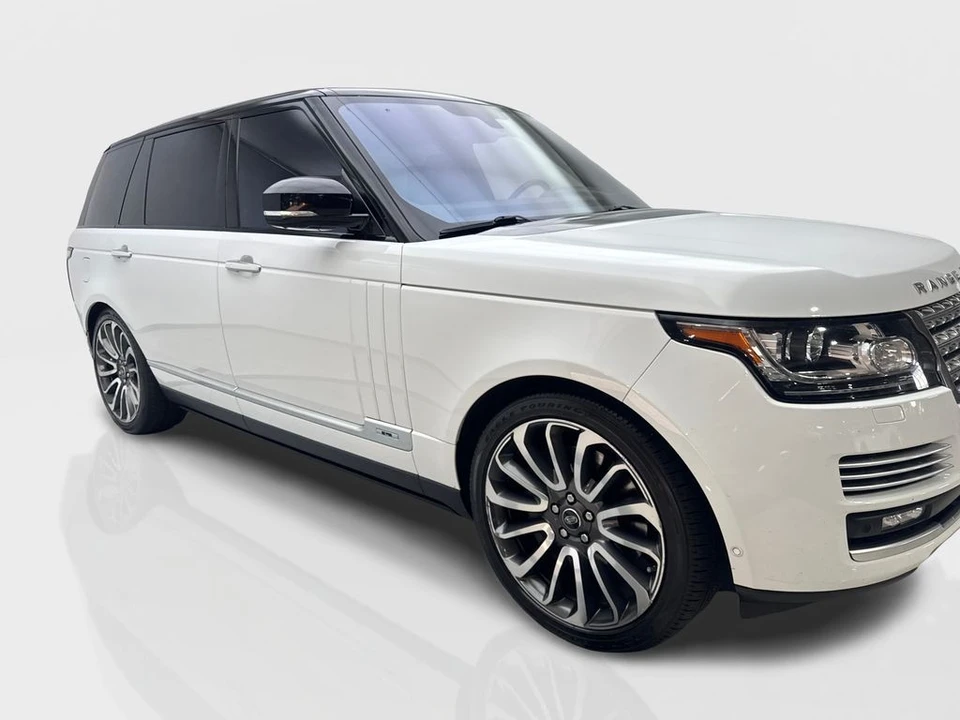 2016 Land Rover Range Rover L405 - Image 12 of 21