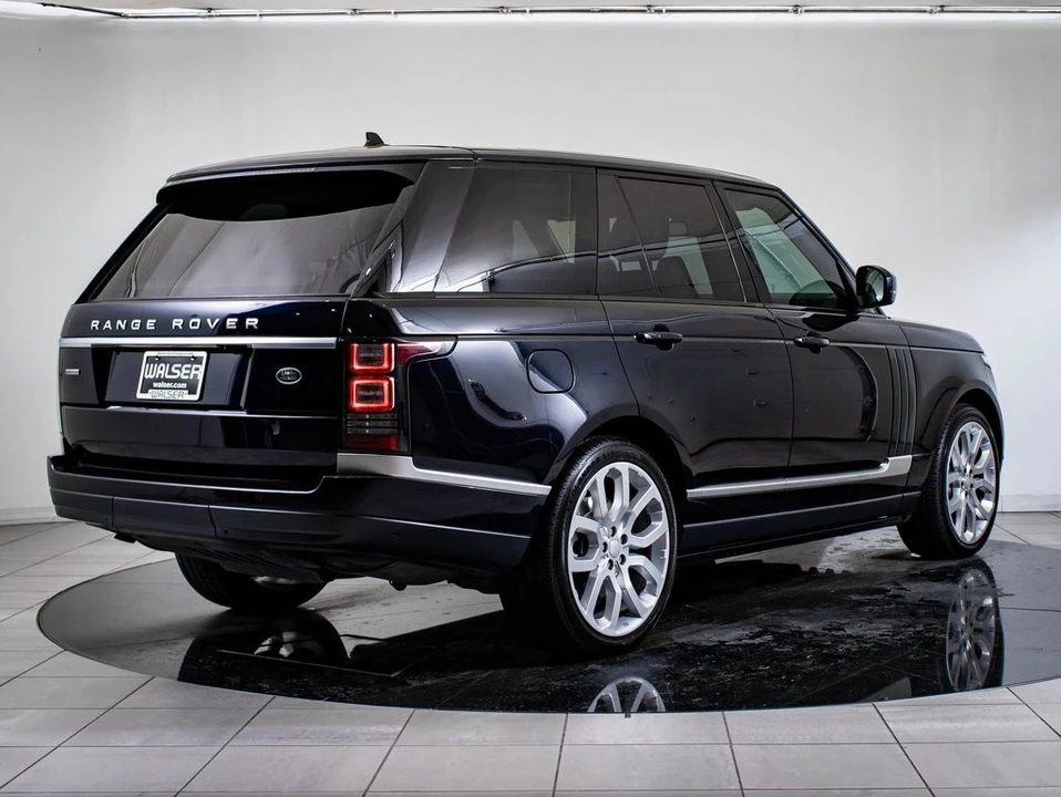2016 Land Rover Range Rover L405 - Image 9 of 21