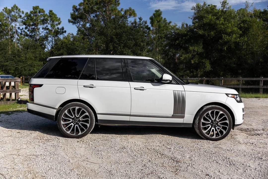 2016 Land Rover Range Rover L405 - Image 6 of 31