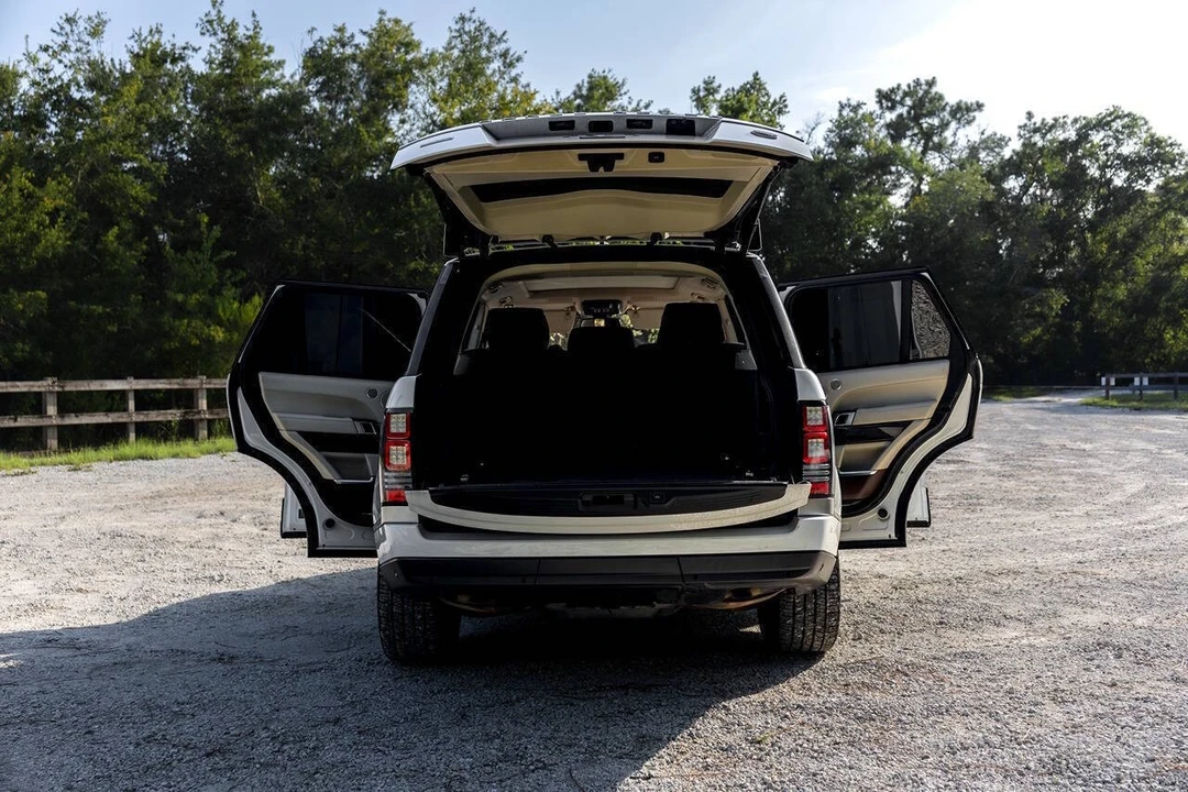 2016 Land Rover Range Rover L405 - Image 26 of 31