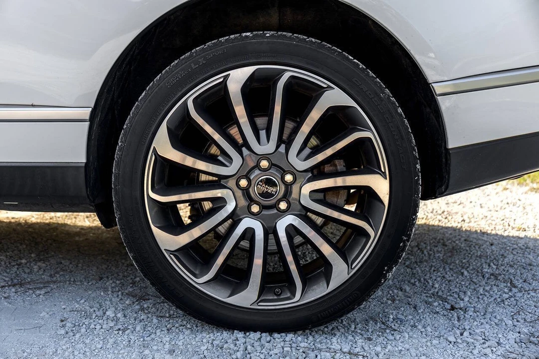 2016 Land Rover Range Rover L405 - Image 20 of 31