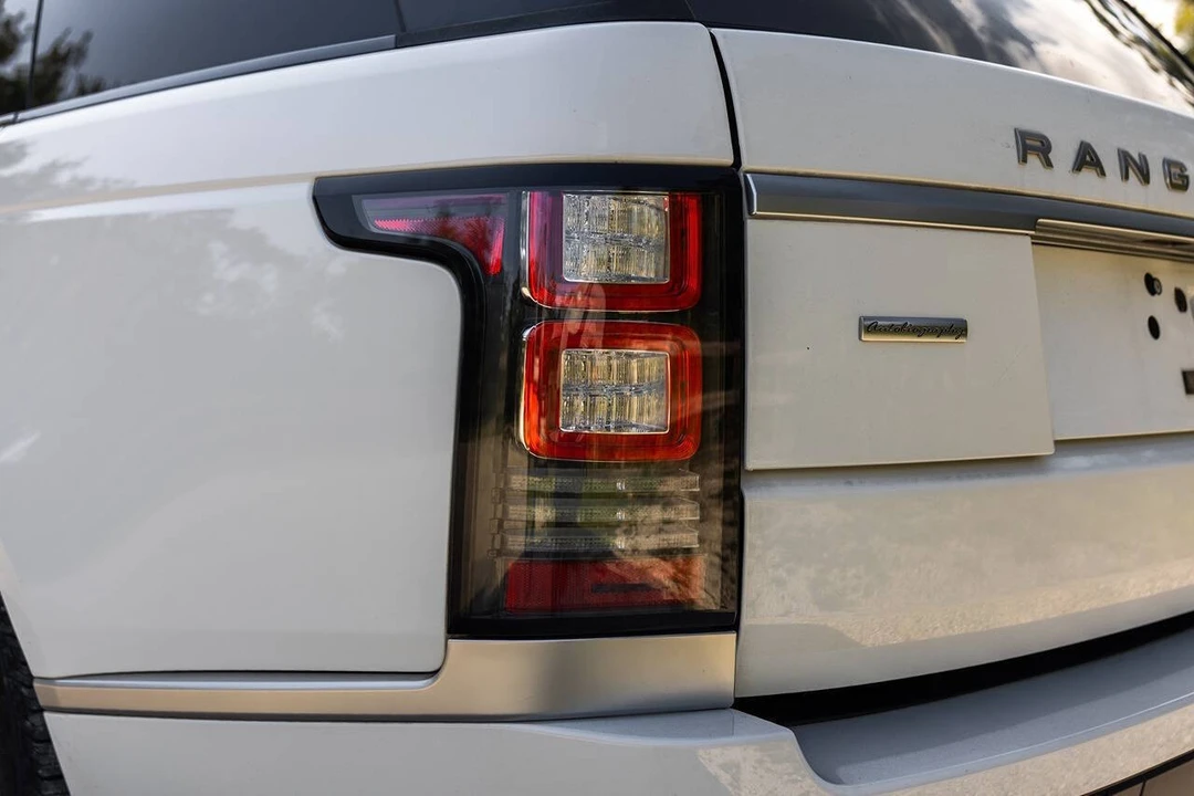 2016 Land Rover Range Rover L405 - Image 16 of 31