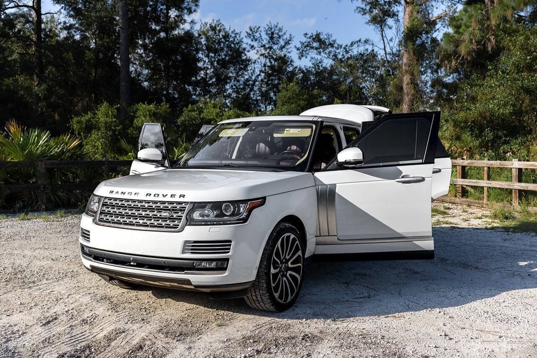 2016 Land Rover Range Rover L405 - Image 23 of 31
